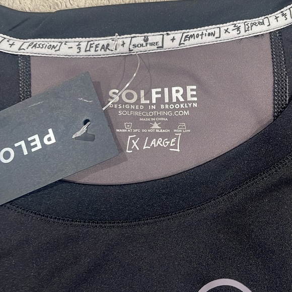 Peloton by Solfire Two Tone Mens muscle tank in black with grey. NWT, size XL - Picture 3 of 3